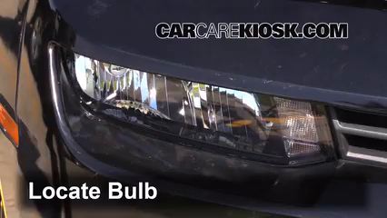 2015 camaro deals headlight bulb replacement